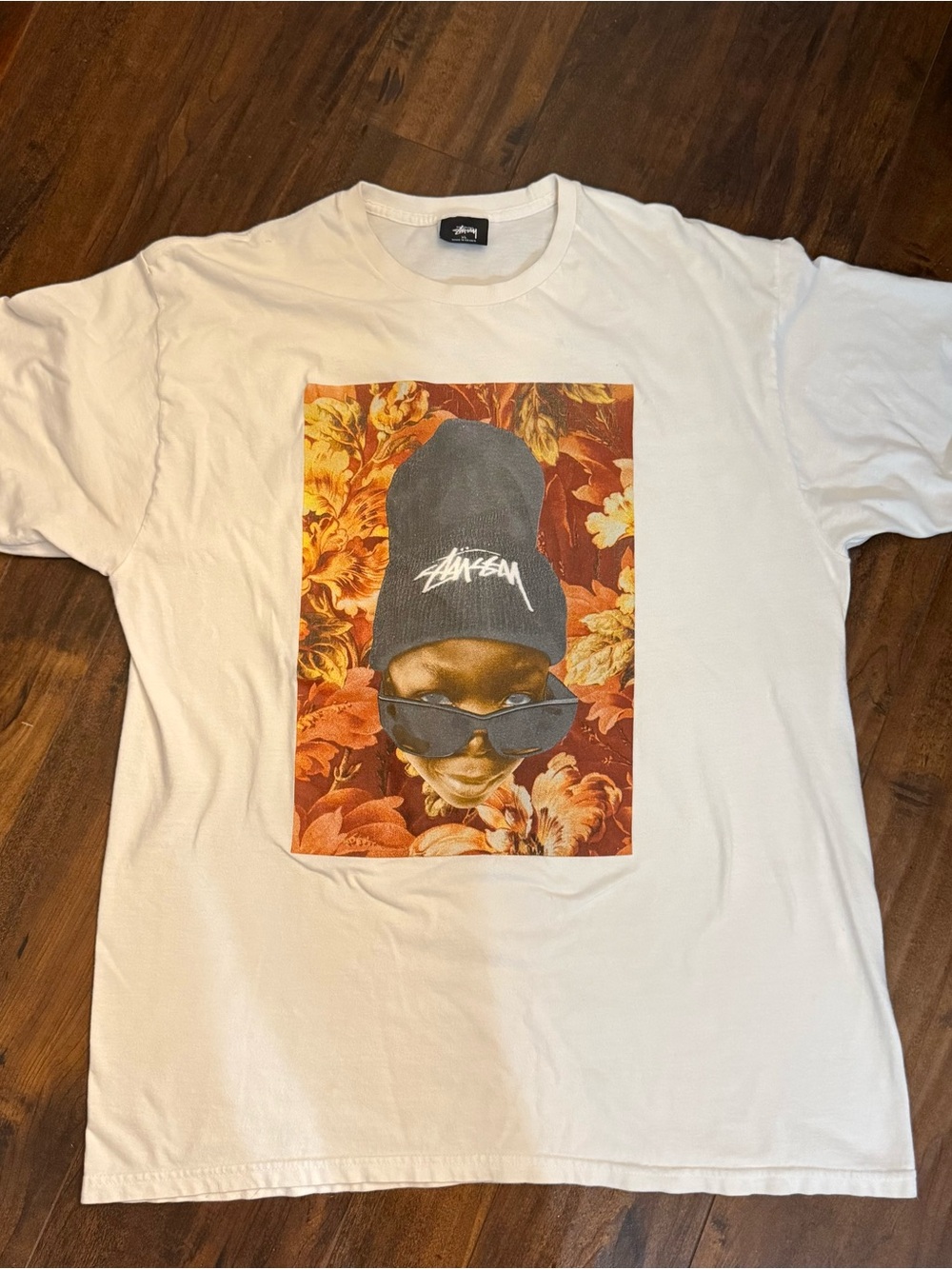 Vintage Y2K Stussy Flower Kid Beanie White X-Large T-Shirt